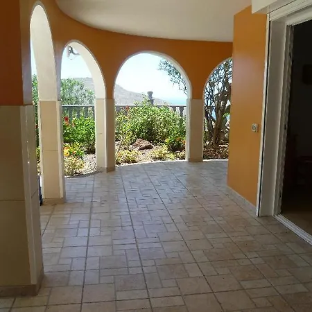 Sleeps 6 Pool Wifi شقة Chayofa